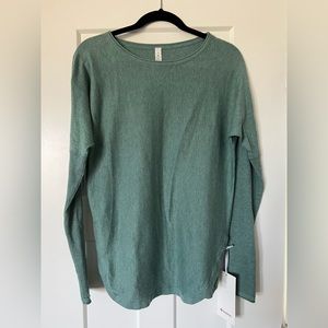 Lululemon Sweater - teal green, Size 6